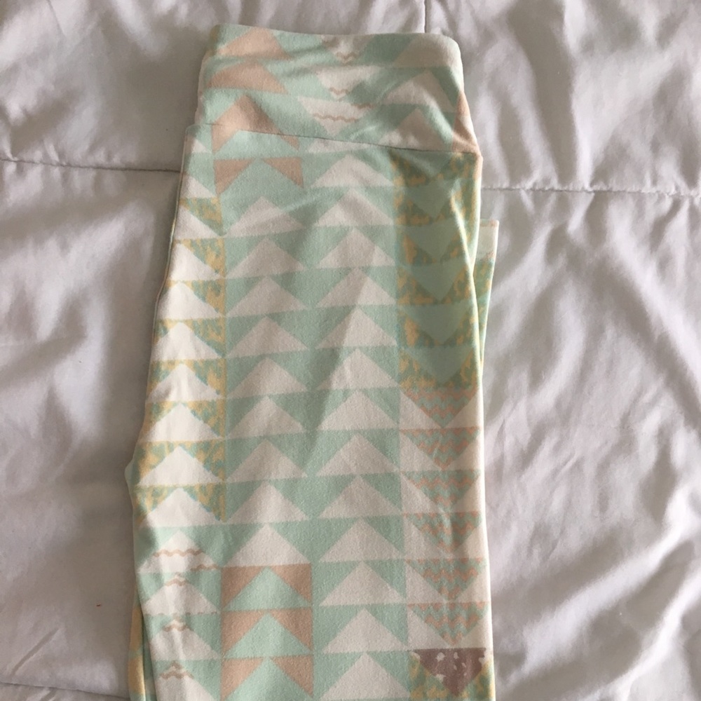 Lularoe leggings